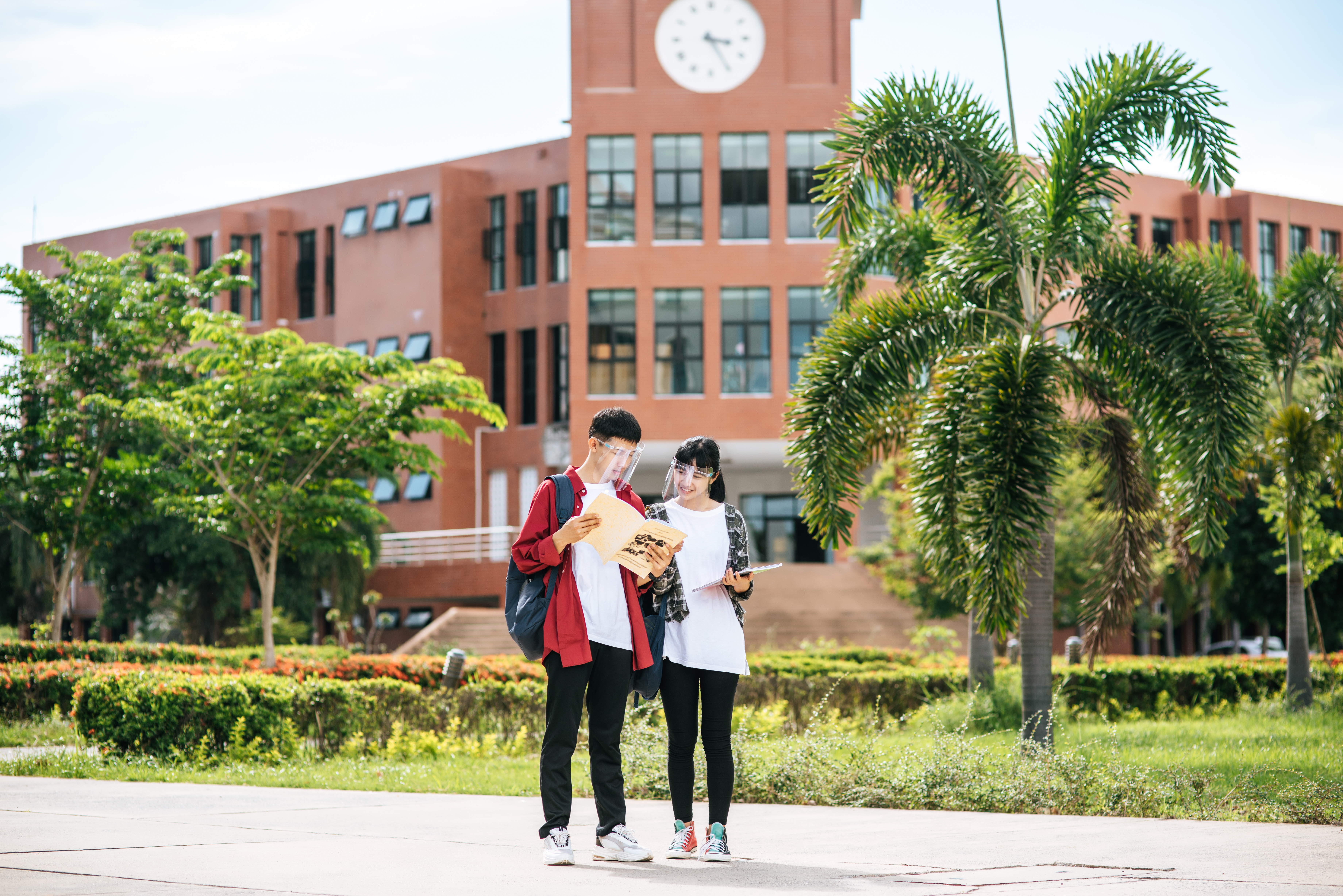Lựa chọn môi trường học tập khi du học