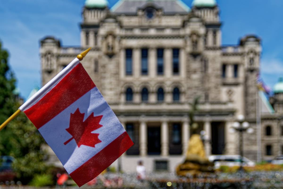 Chi-phi-du-hoc-Canada (1)